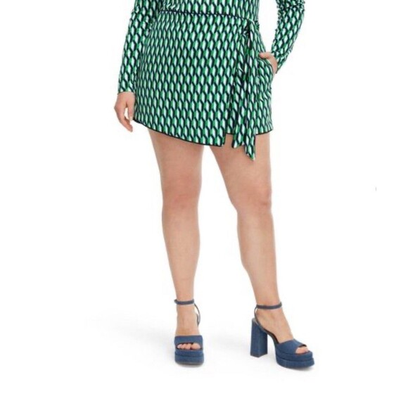Women's Side Wrap Arrow Geo Green Mini Skort - DVF - XXL - New - Picture 1 of 7